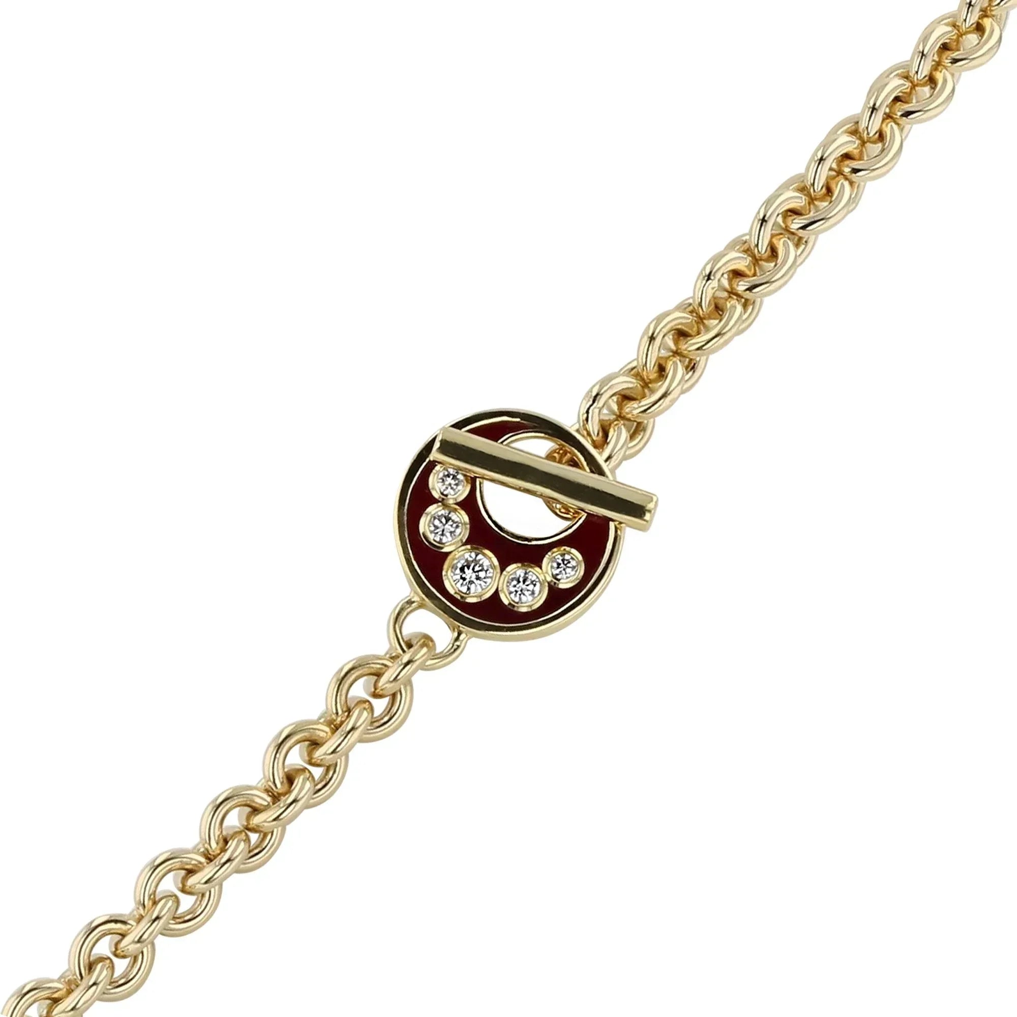 Carolina Necklace | Cable chain necklace with clasp and stones.