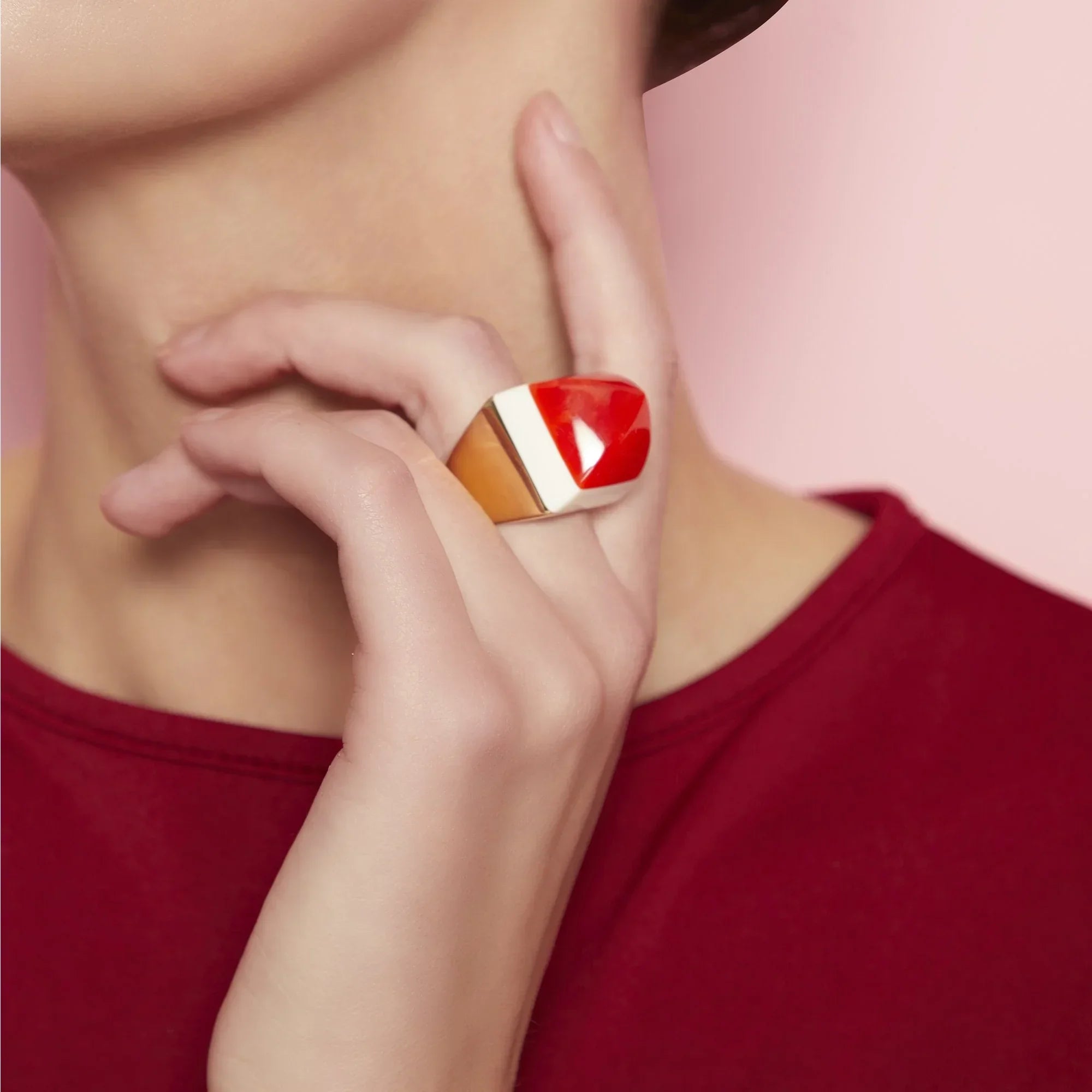 Kendall Ring | Bakelite sugar loaf shaped ring with a gold band.